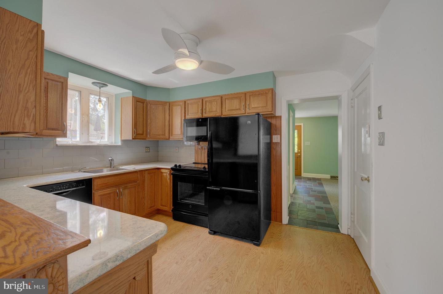646 Newlin Rd