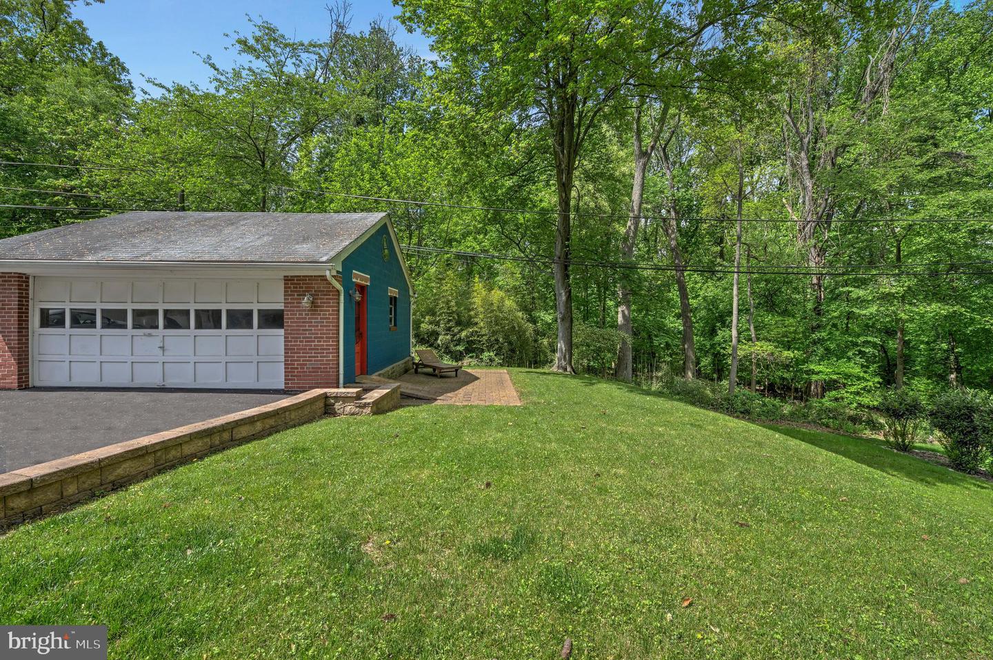646 Newlin Rd
