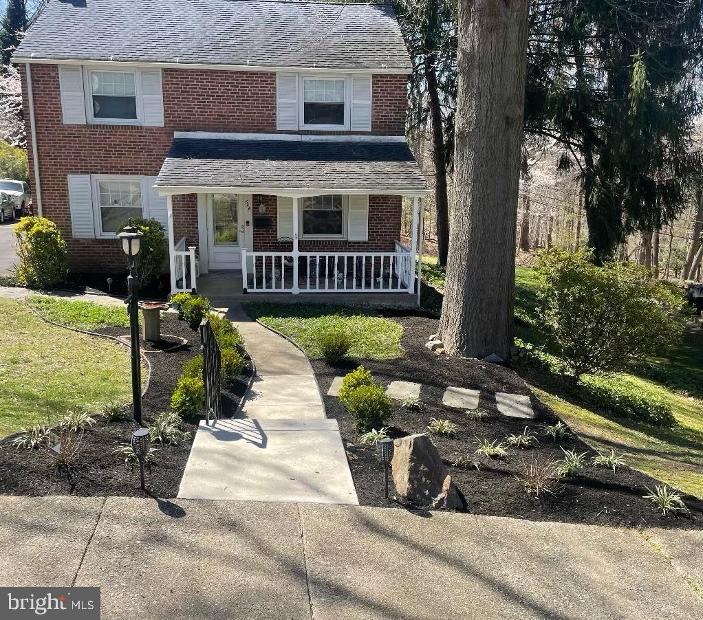 646 Newlin Rd