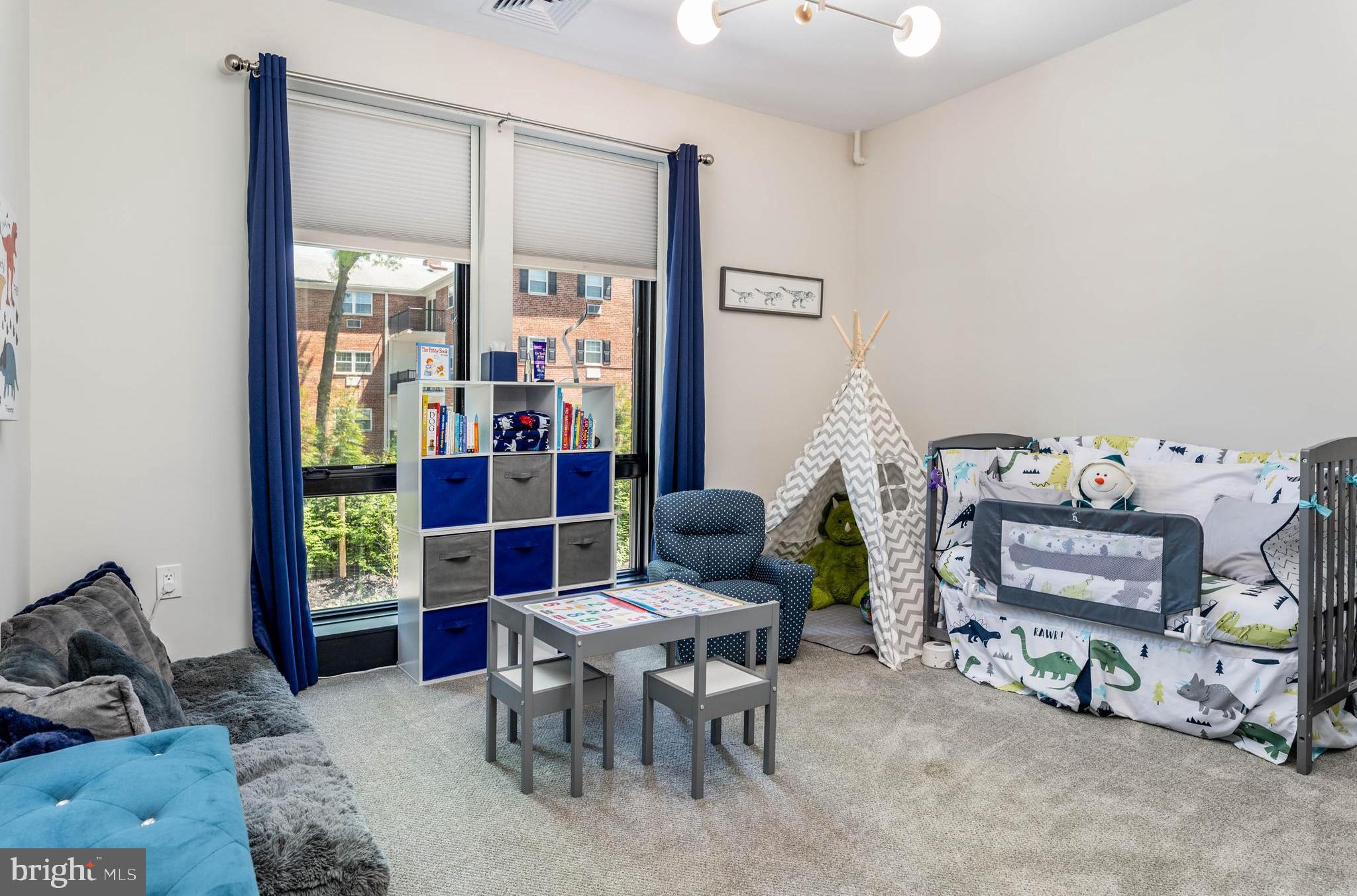 427 E Lancaster Ave #1104