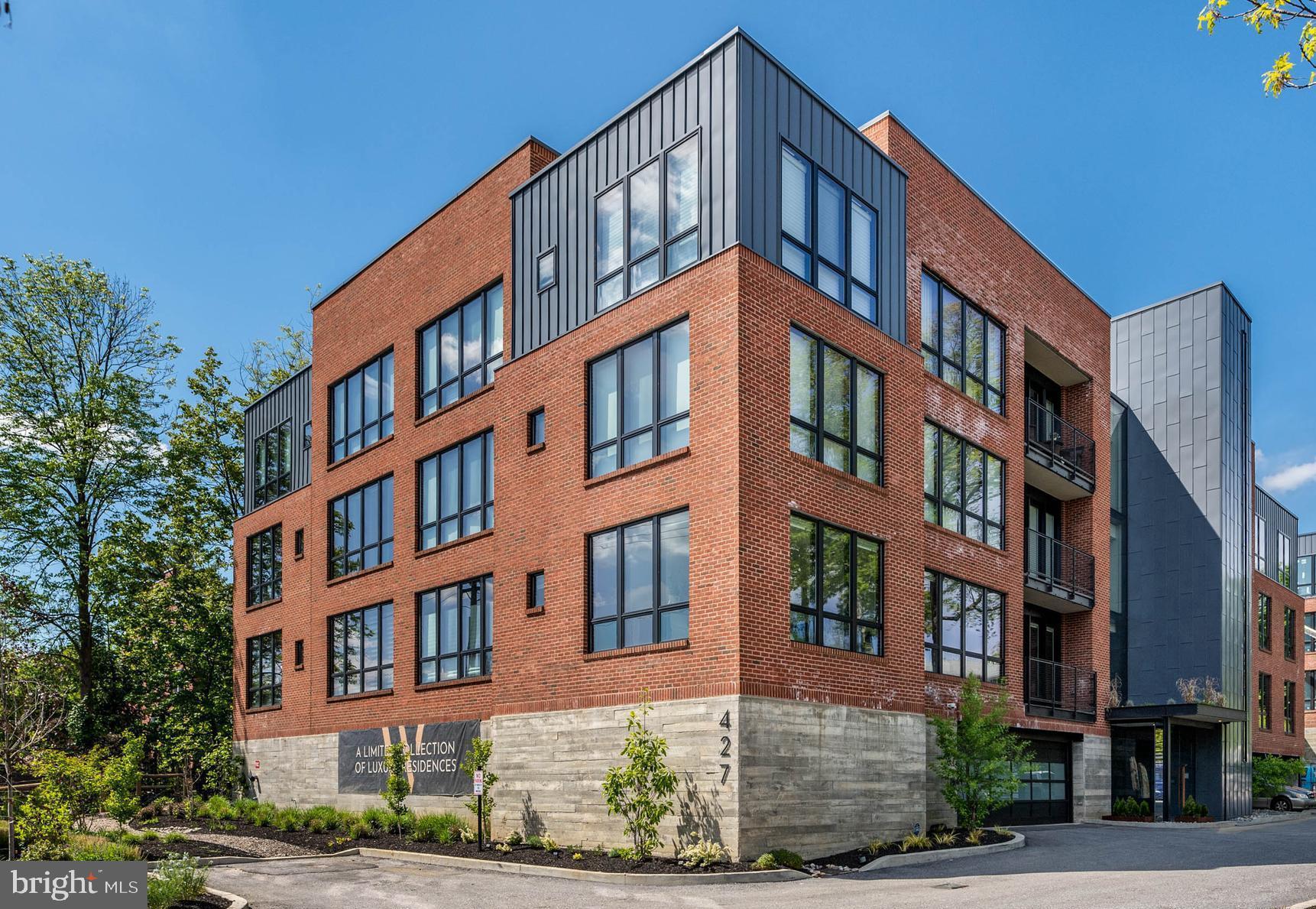427 E Lancaster Ave #1104