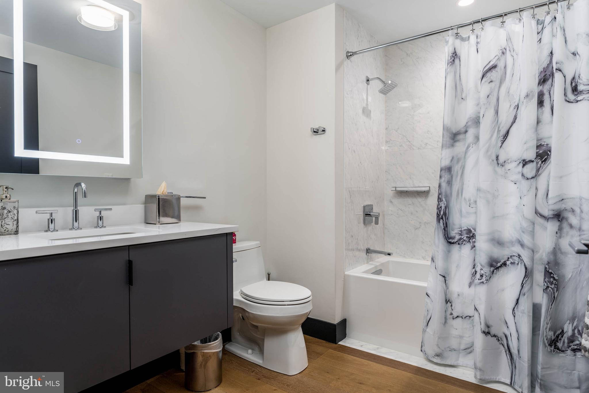 427 E Lancaster Ave #1104