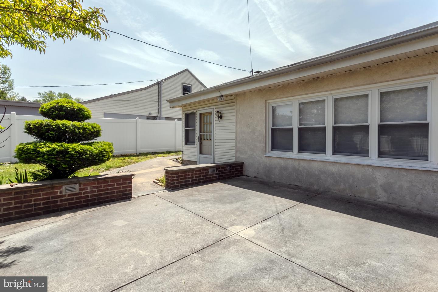 2161 Mary Ln