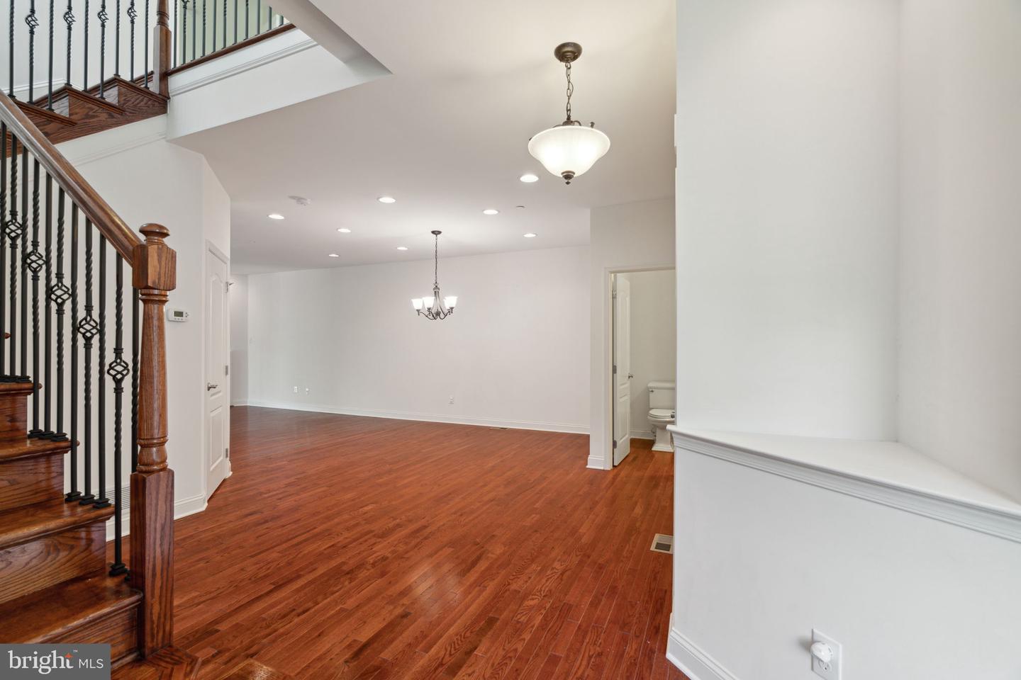 246 Clermont Dr