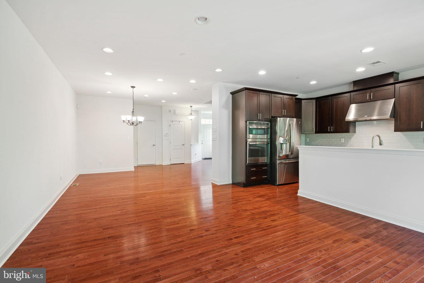 246 Clermont Dr