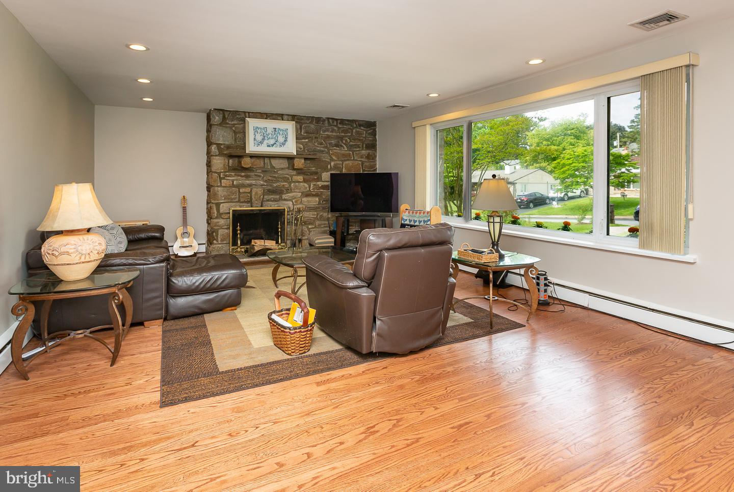 15 Mather Ave