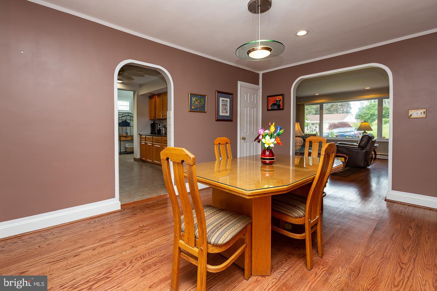15 Mather Ave