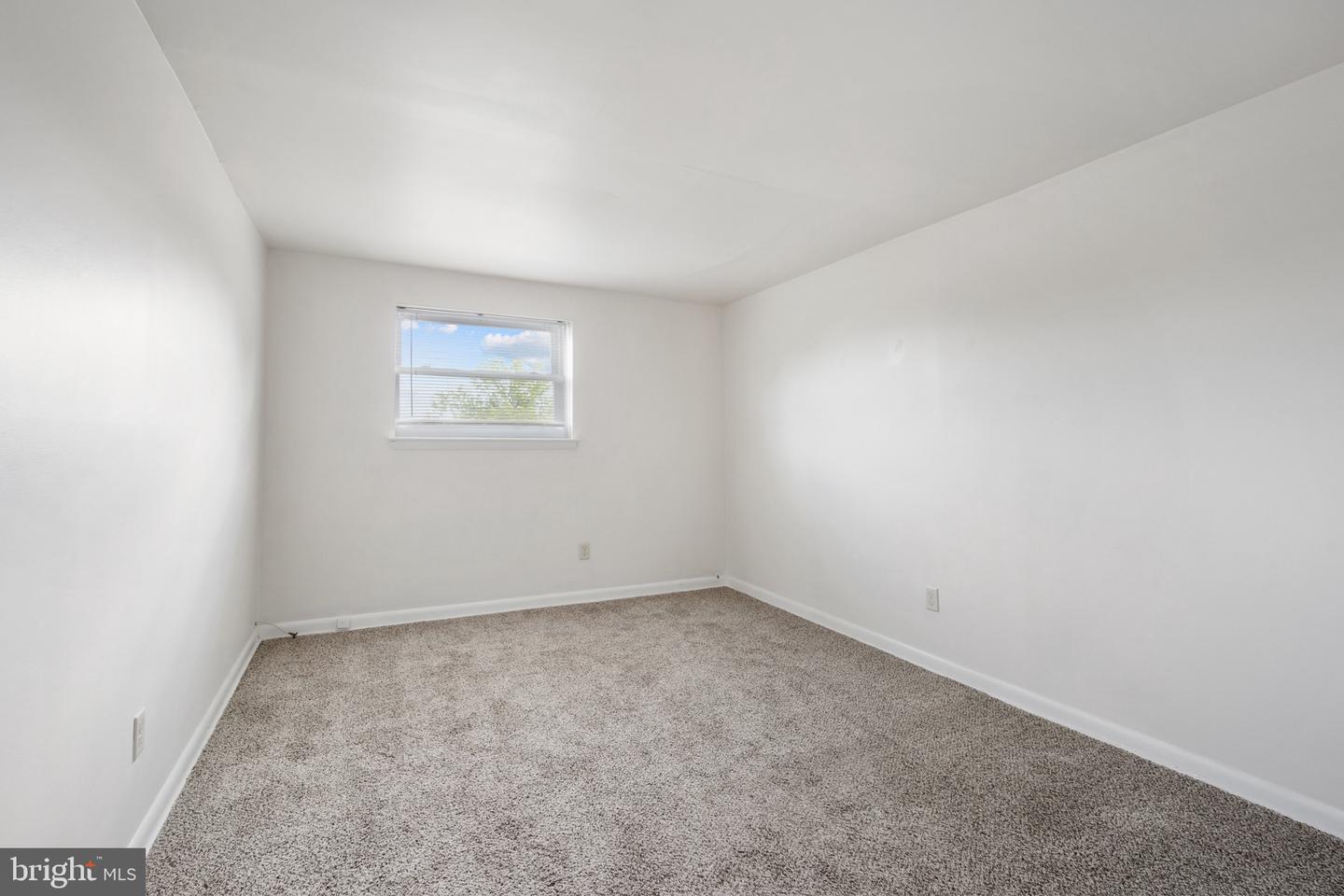 3232 Albemarle Ave #Upper Unit
