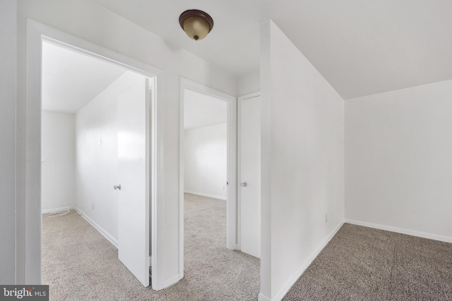 3232 Albemarle Ave #Upper Unit