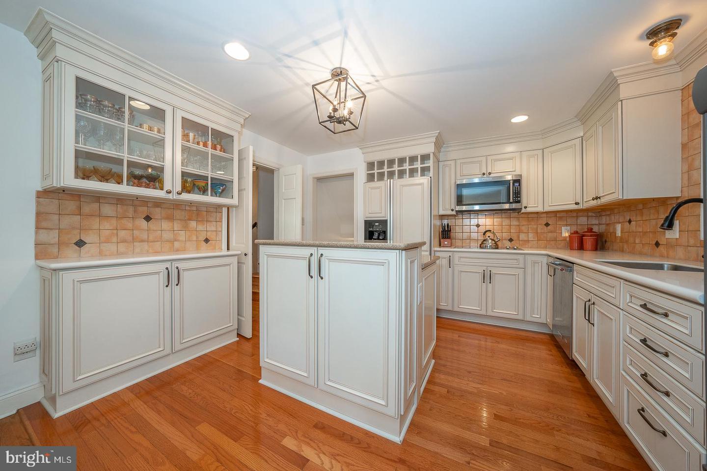 202 Ridgewood Rd