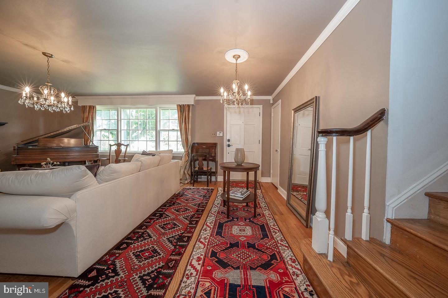 202 Ridgewood Rd