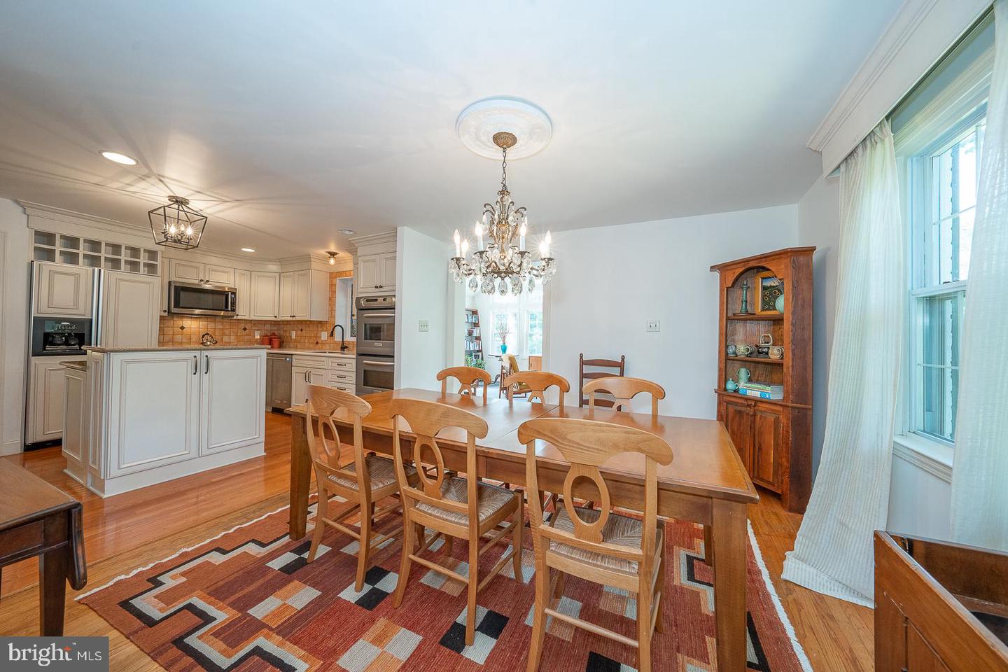 202 Ridgewood Rd