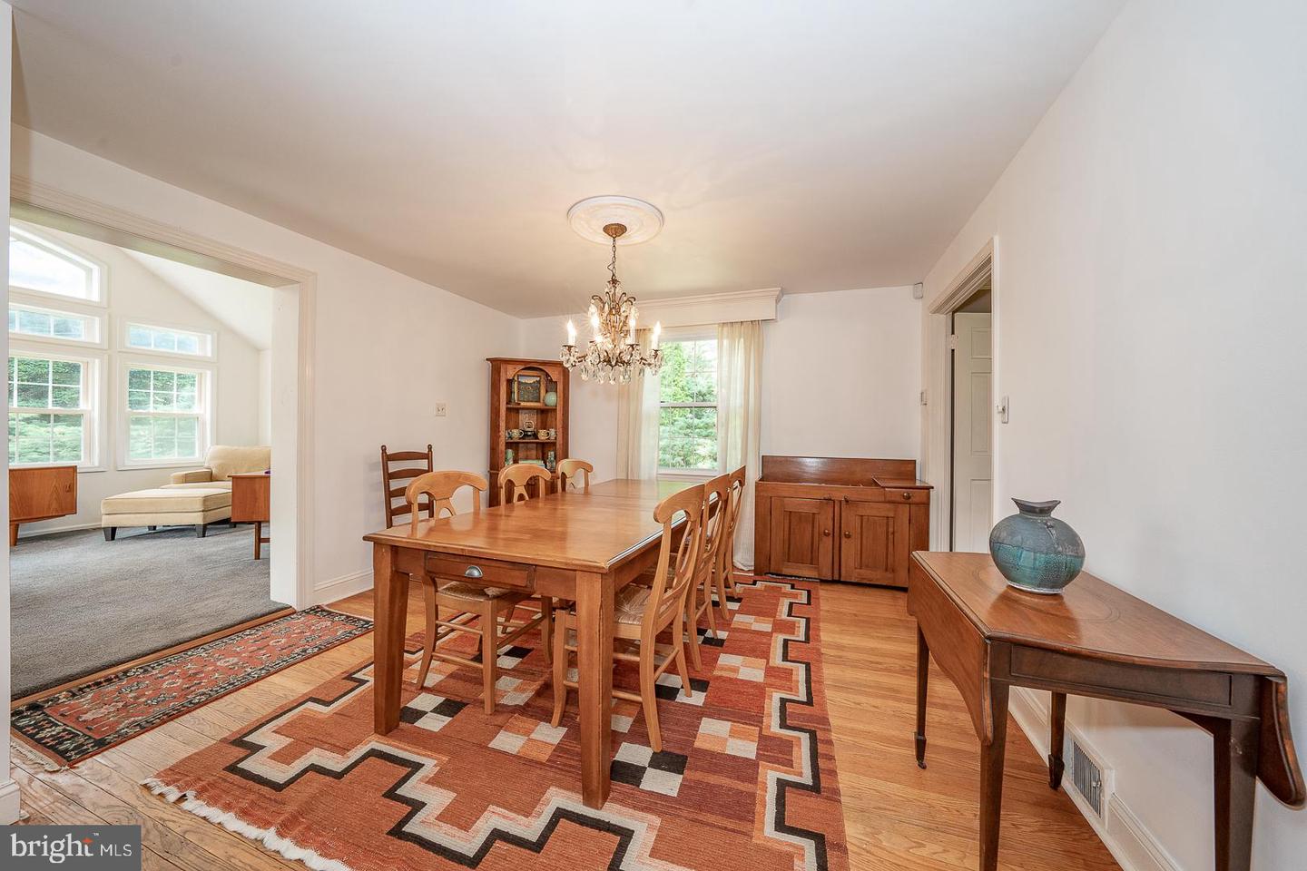 202 Ridgewood Rd
