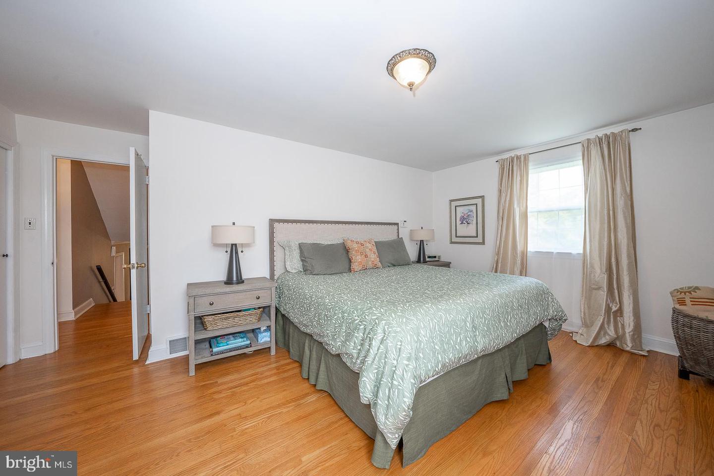 202 Ridgewood Rd