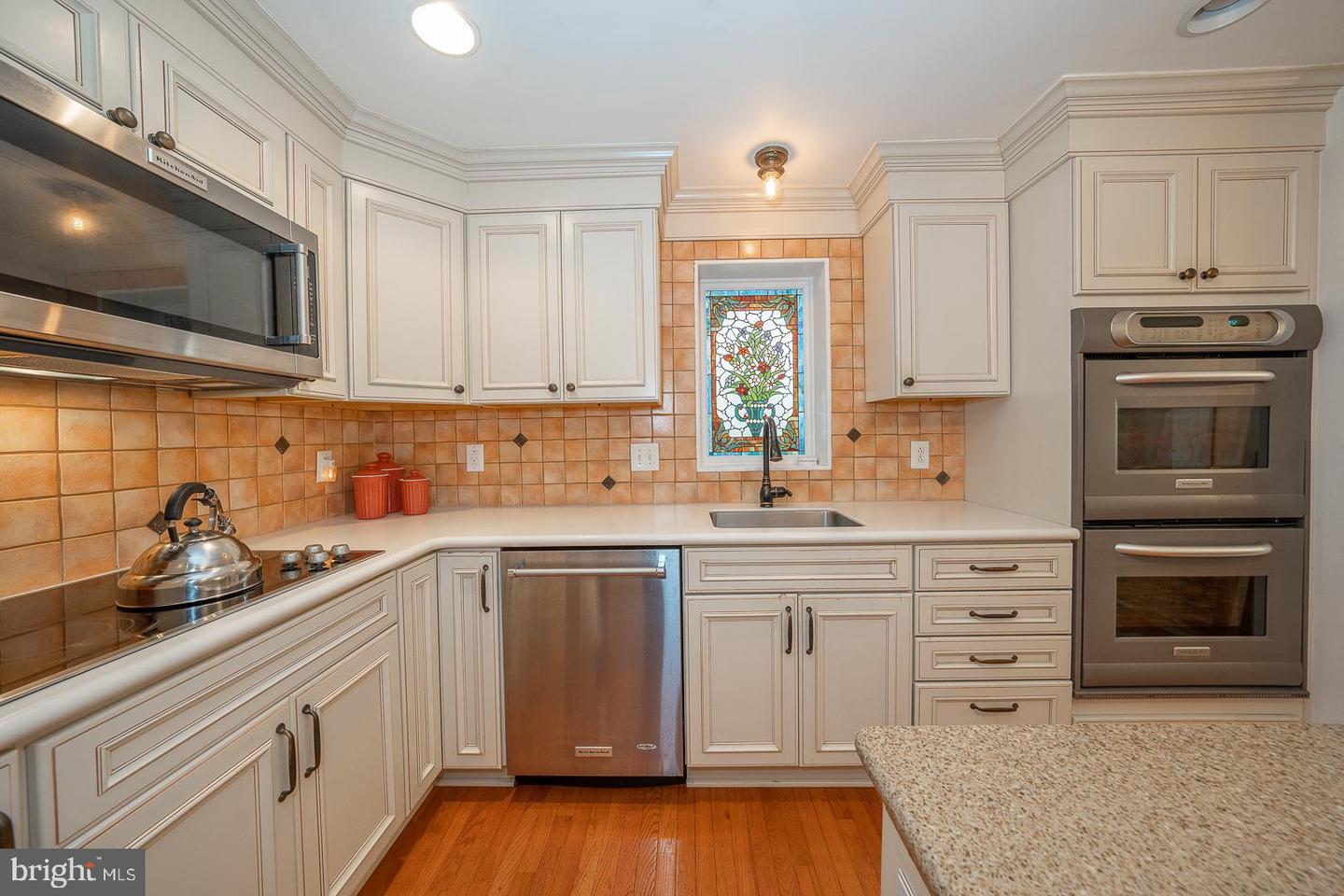 202 Ridgewood Rd