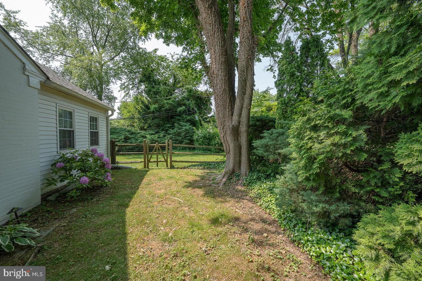 202 Ridgewood Rd