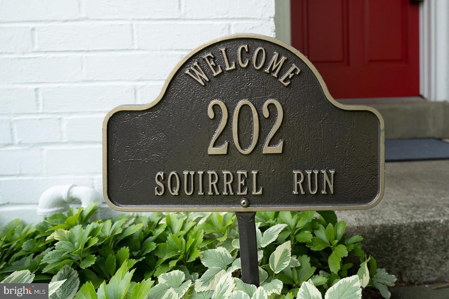 202 Ridgewood Rd