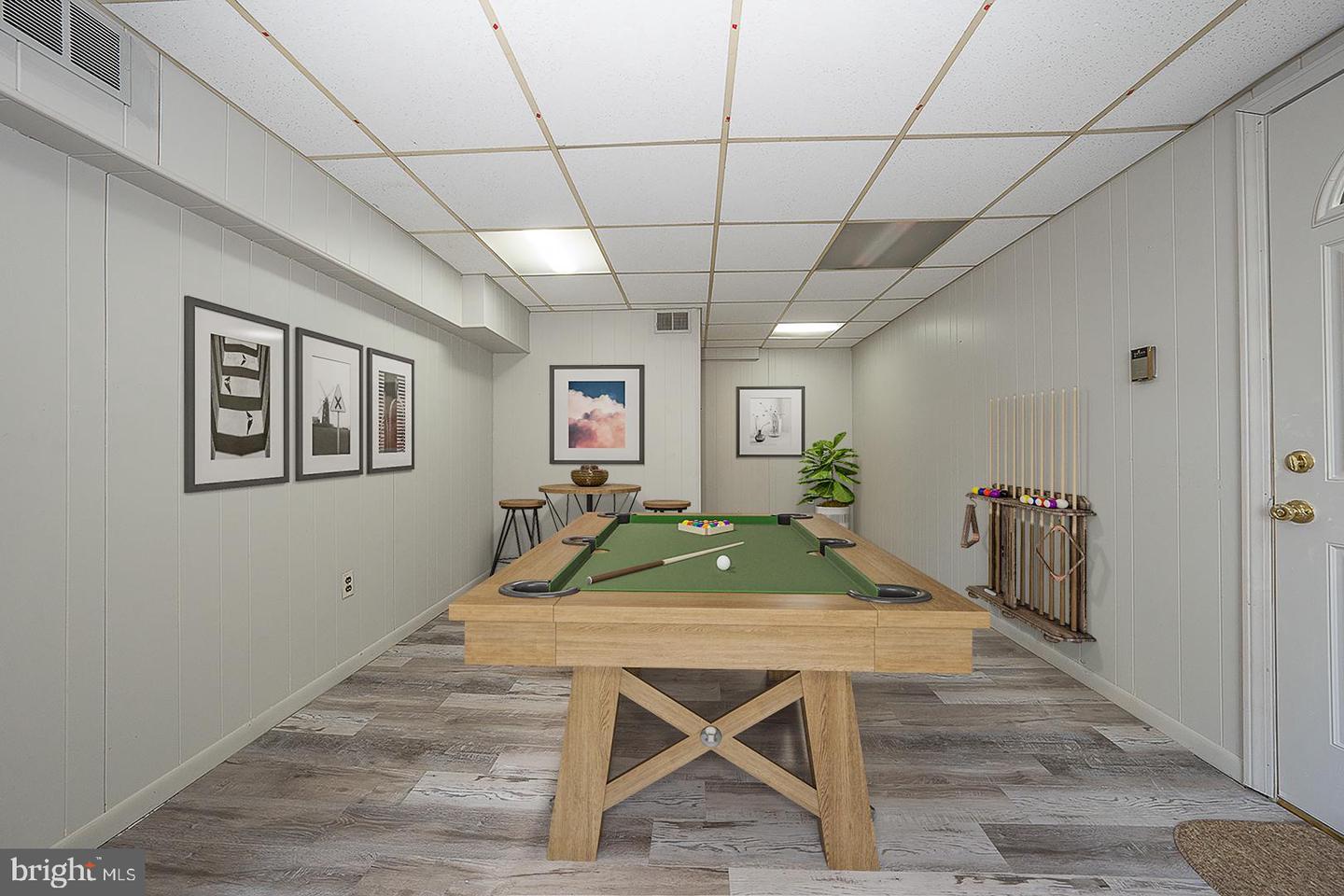 1752 Josie Ln