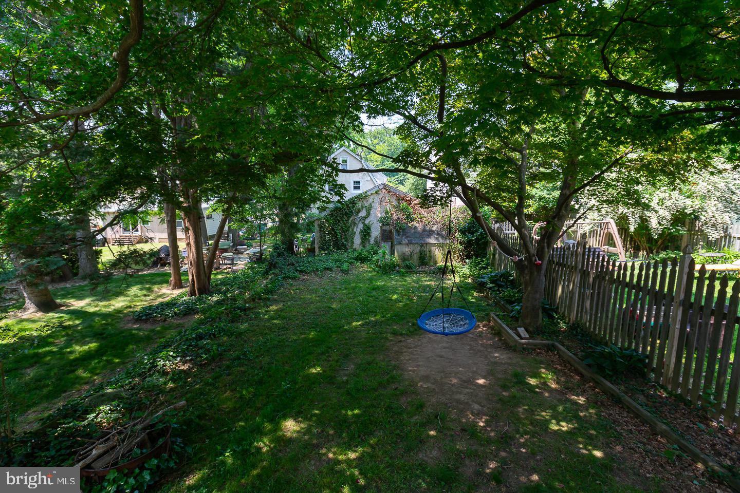16 E Marthart Ave