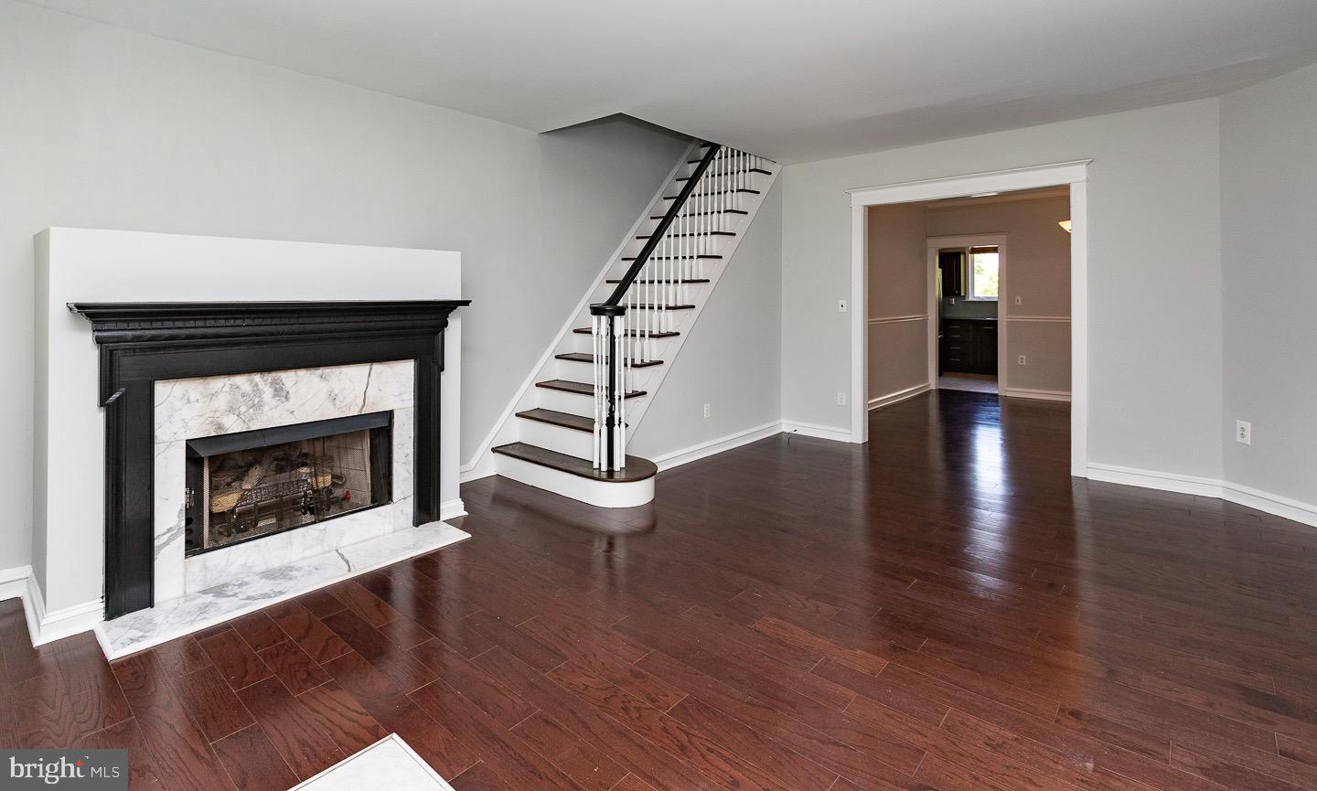 31 Waverly Rd