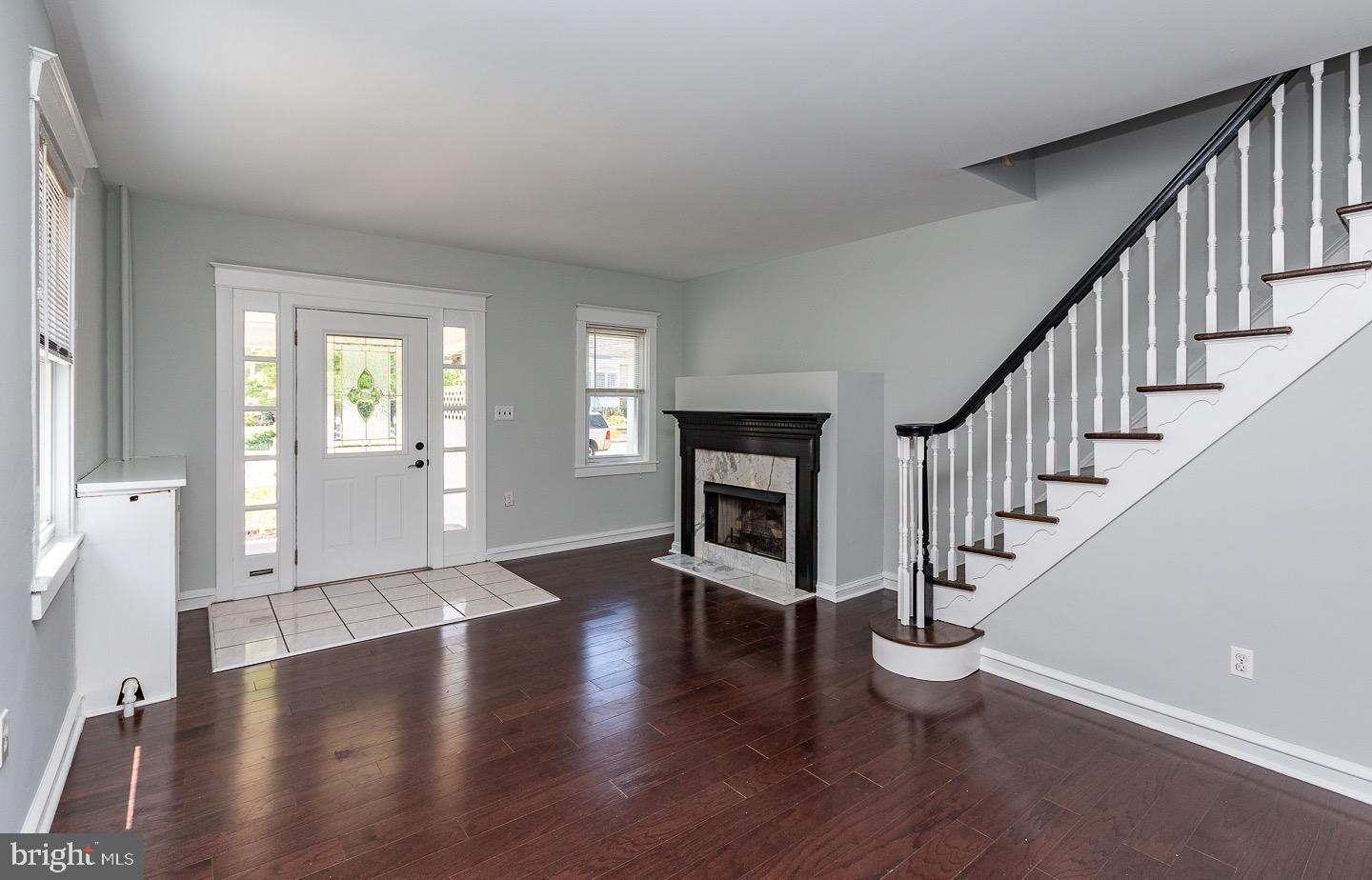 31 Waverly Rd