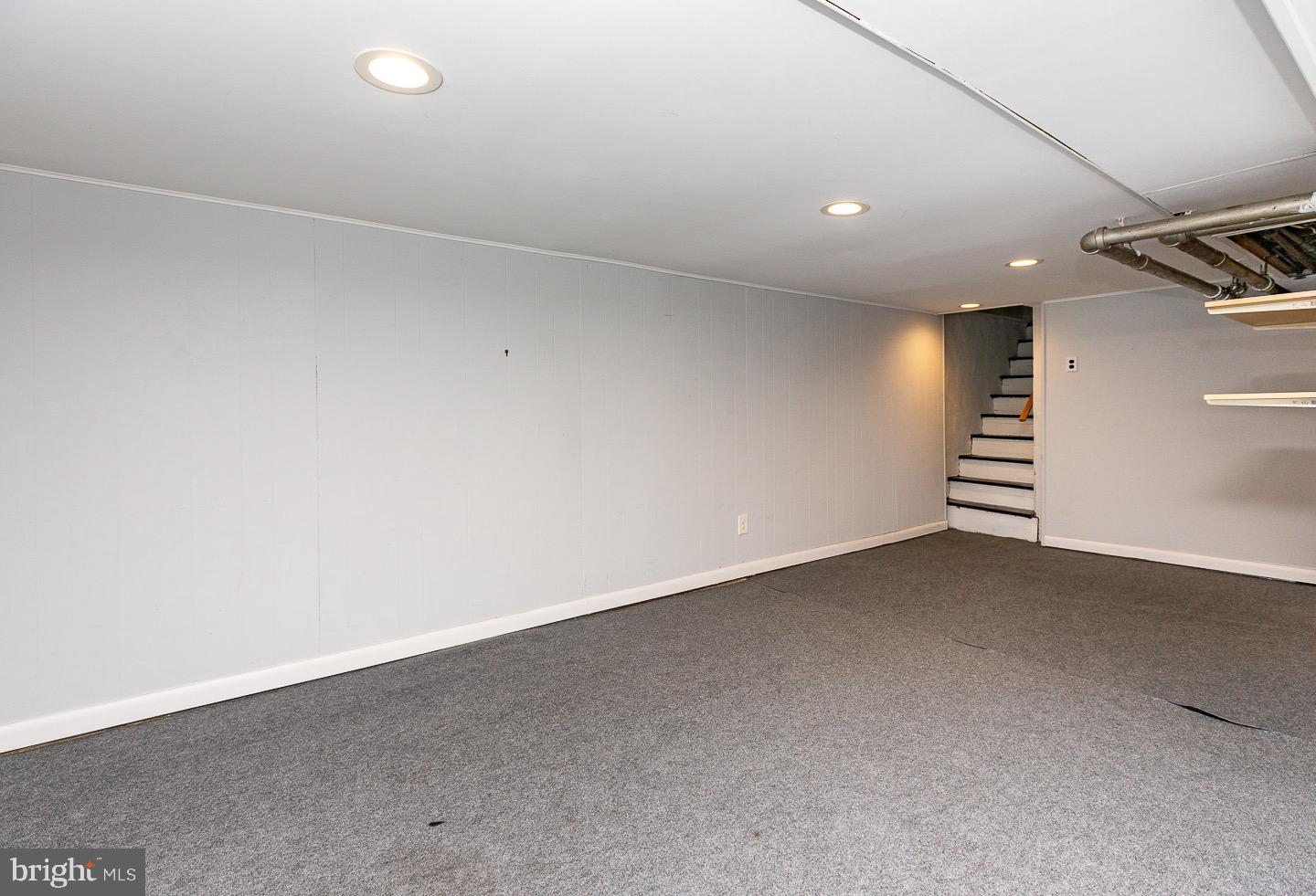 31 Waverly Rd