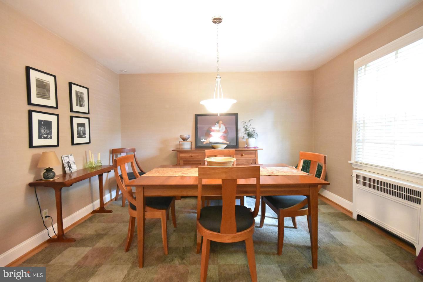 145 W Plumstead Ave