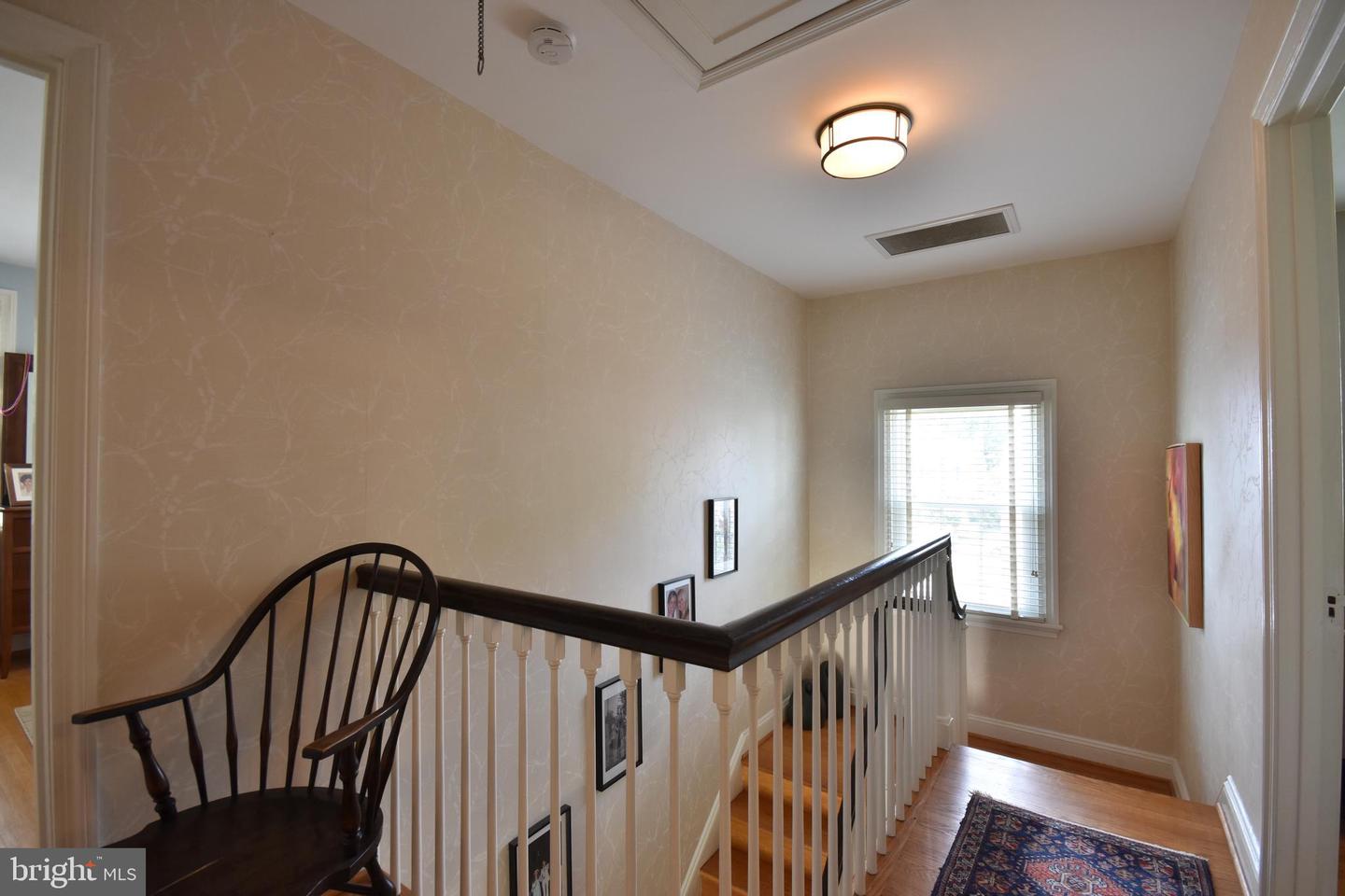 145 W Plumstead Ave