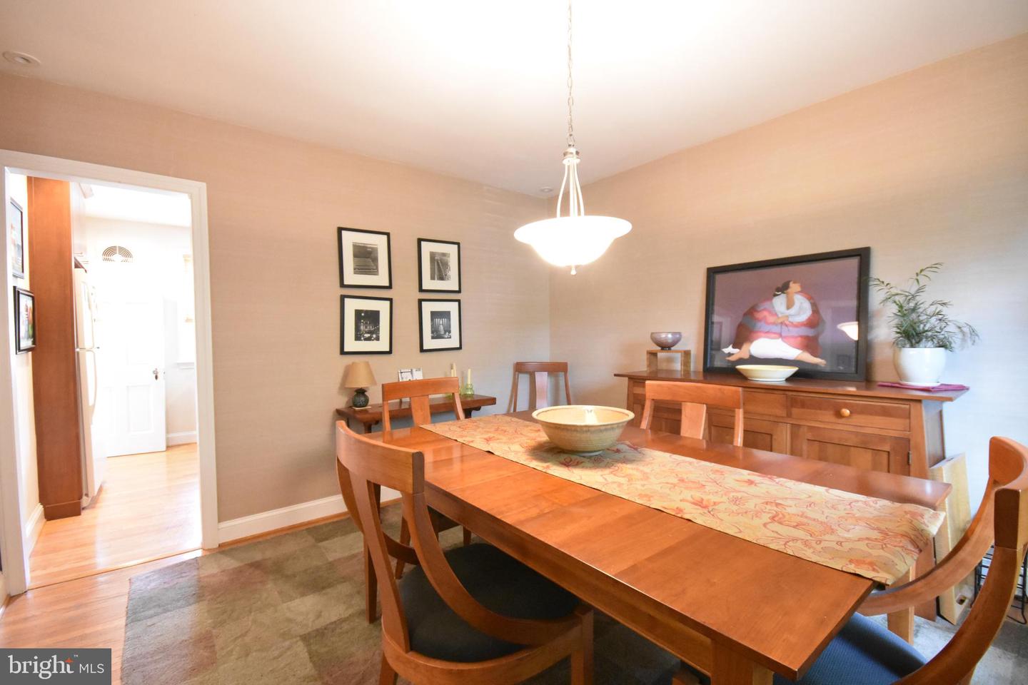 145 W Plumstead Ave
