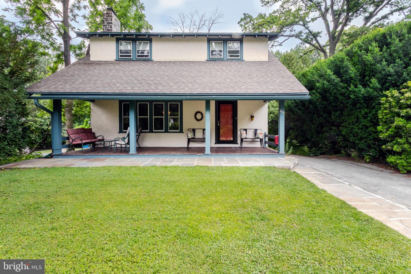 200 E Park Rd