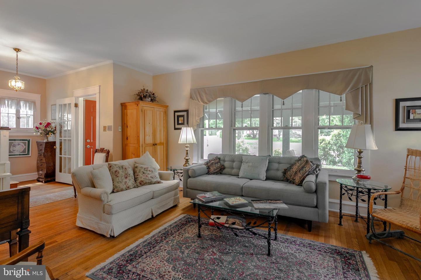 200 E Park Rd