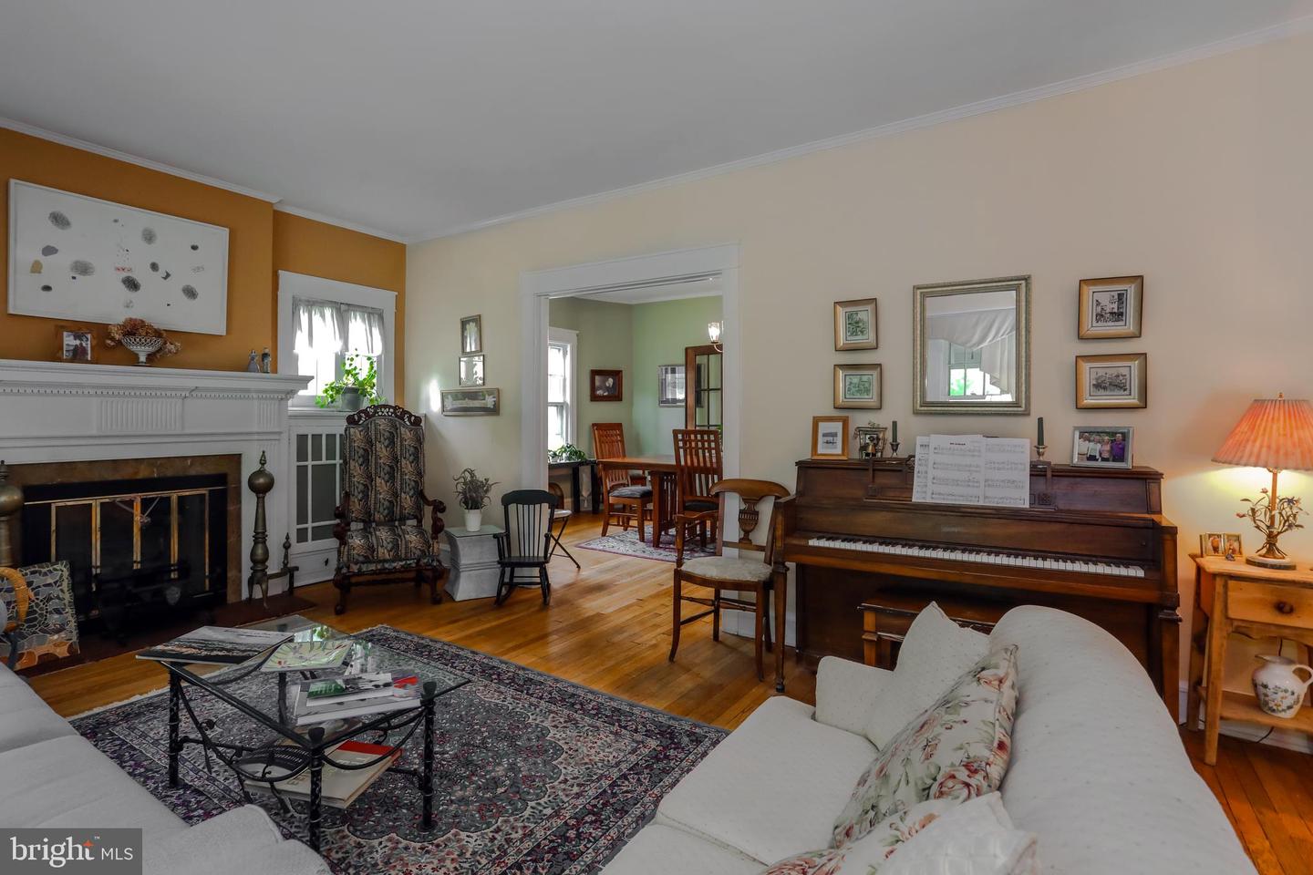 200 E Park Rd