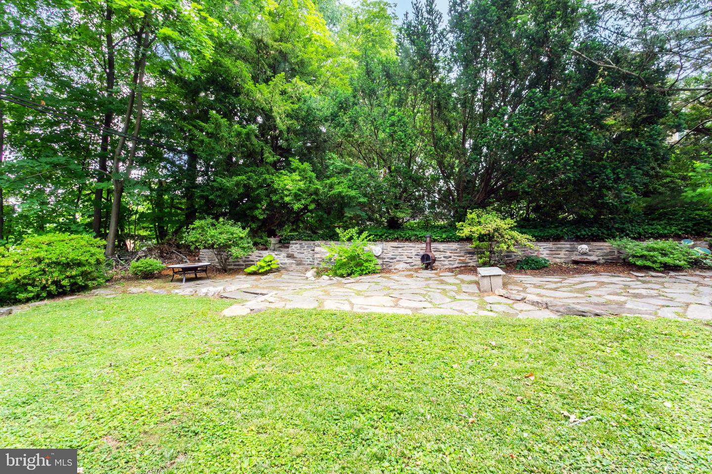 200 E Park Rd