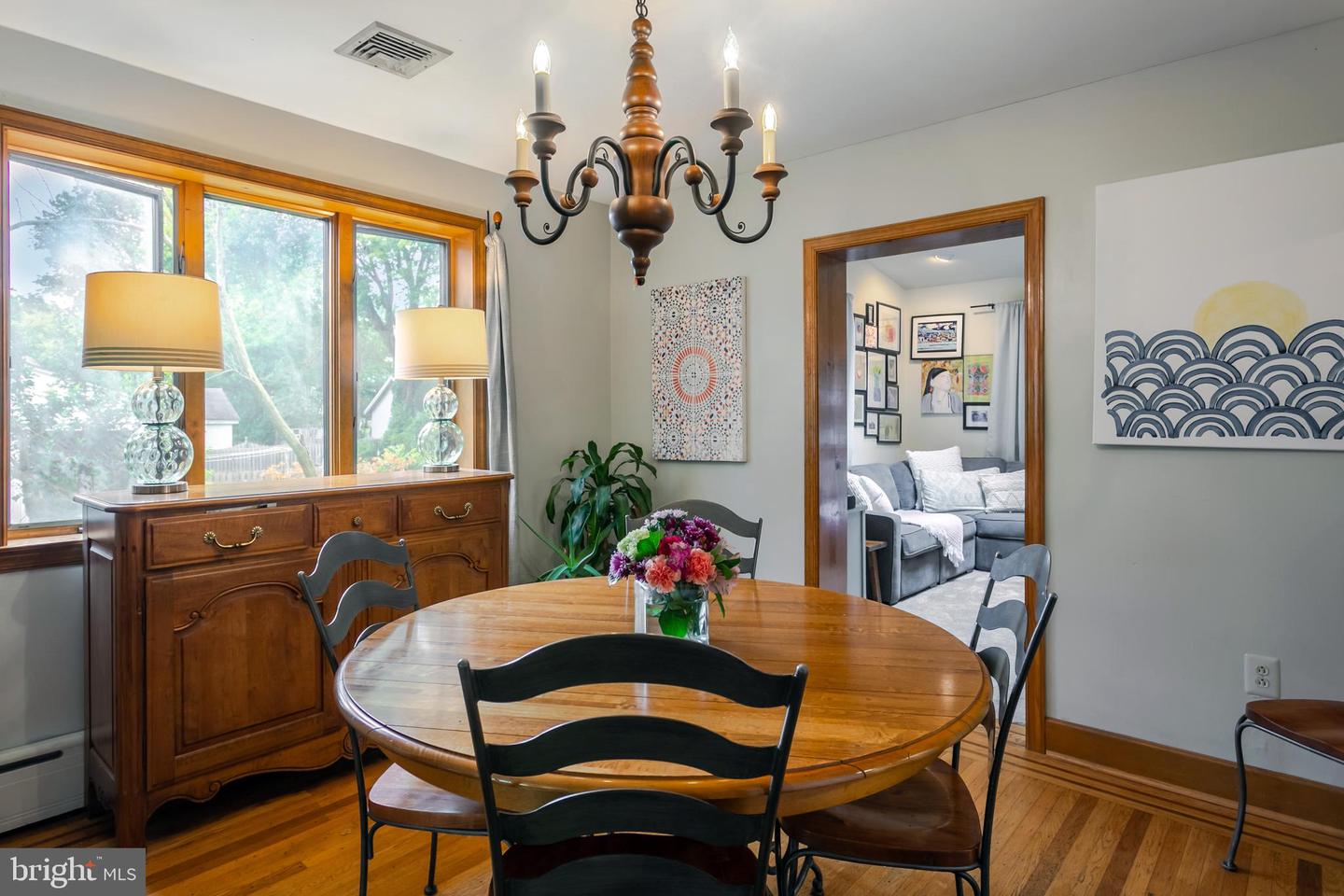 228 Kenmore Rd
