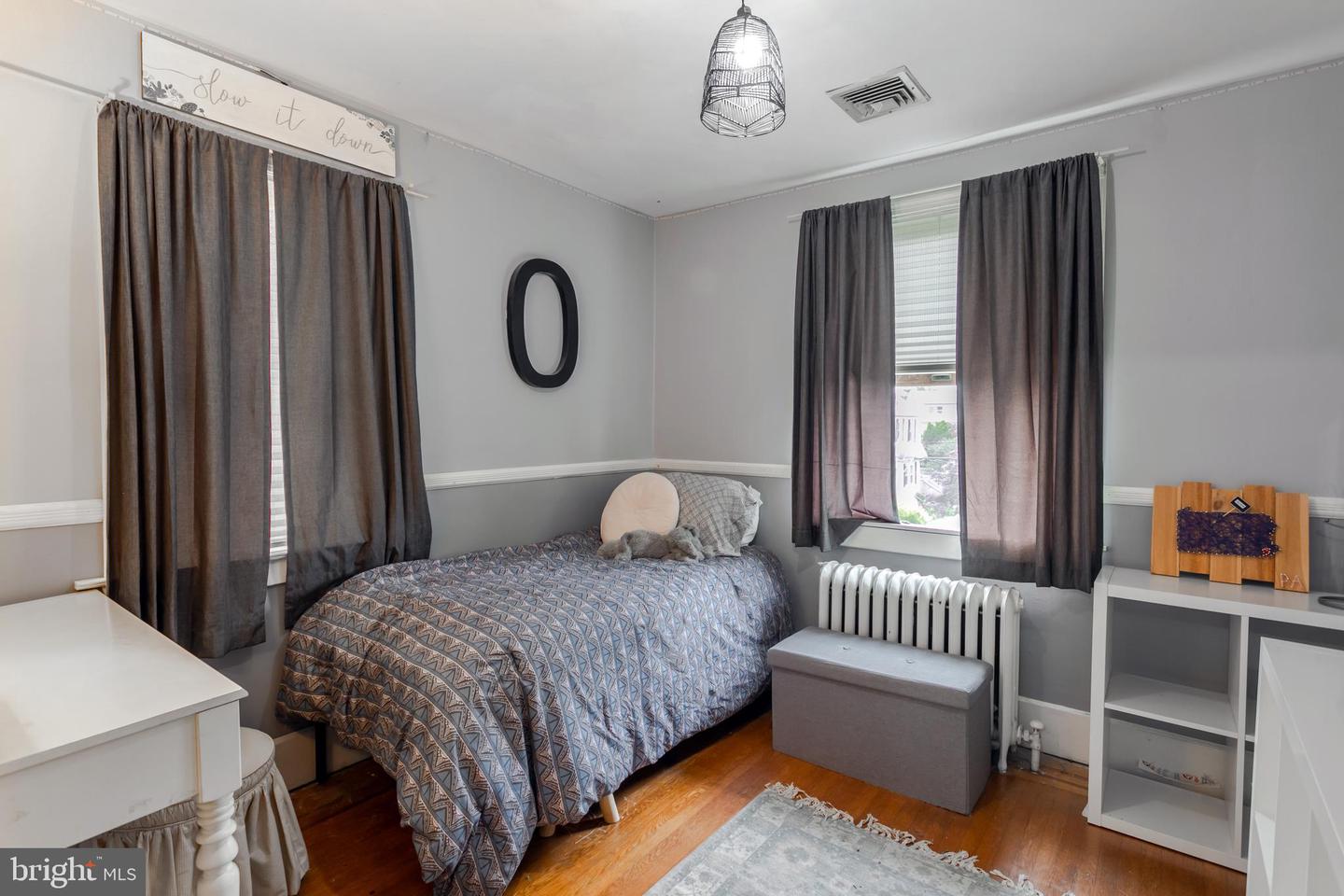 228 Kenmore Rd
