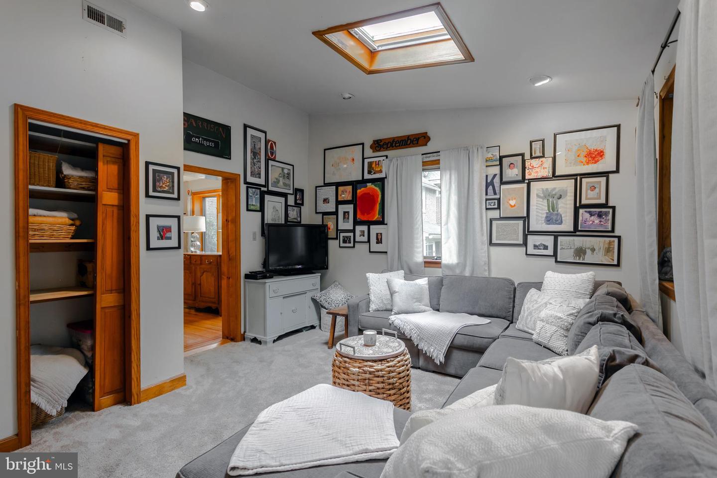 228 Kenmore Rd