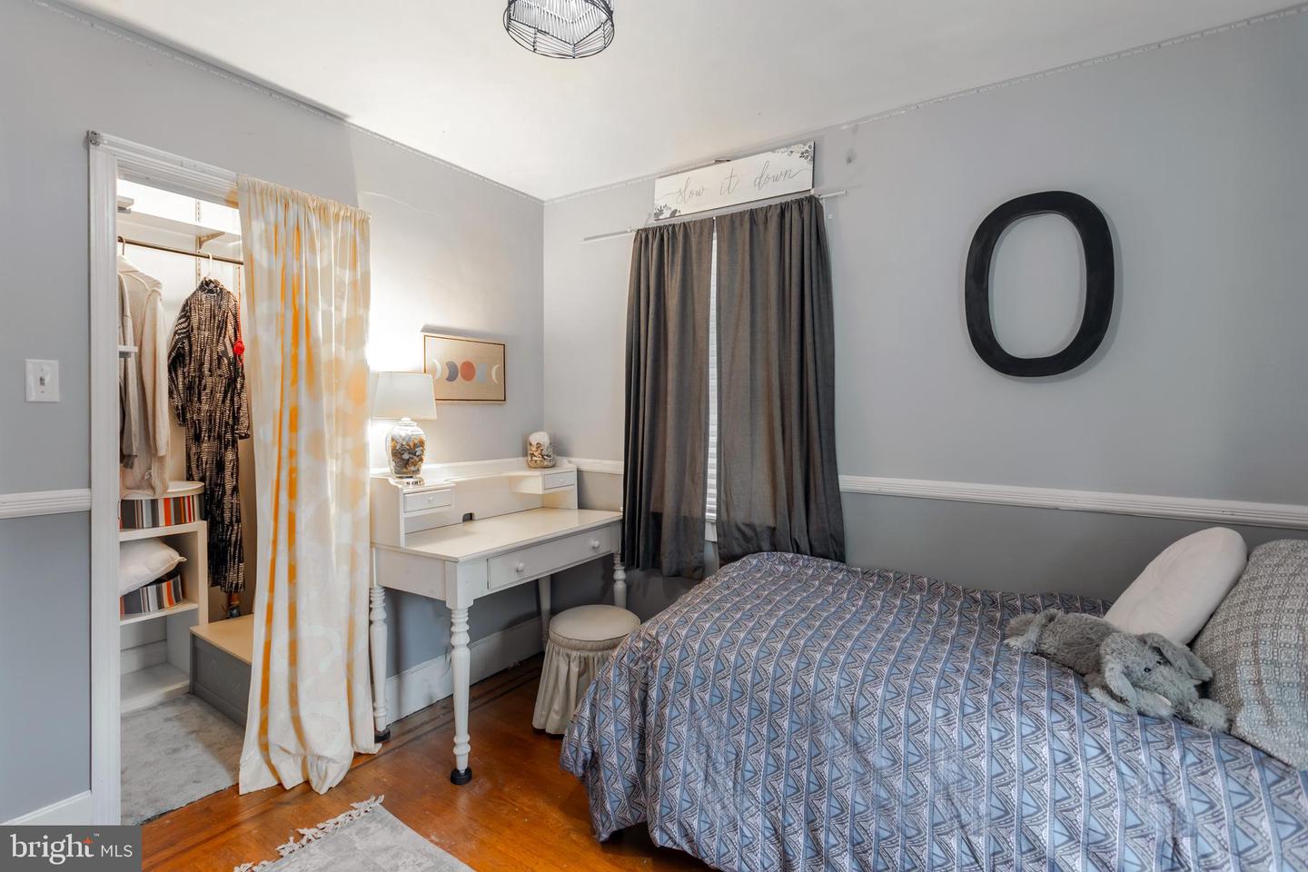 228 Kenmore Rd