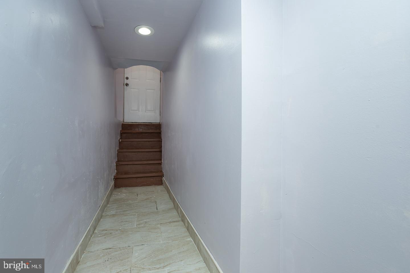 1131 Harding Dr
