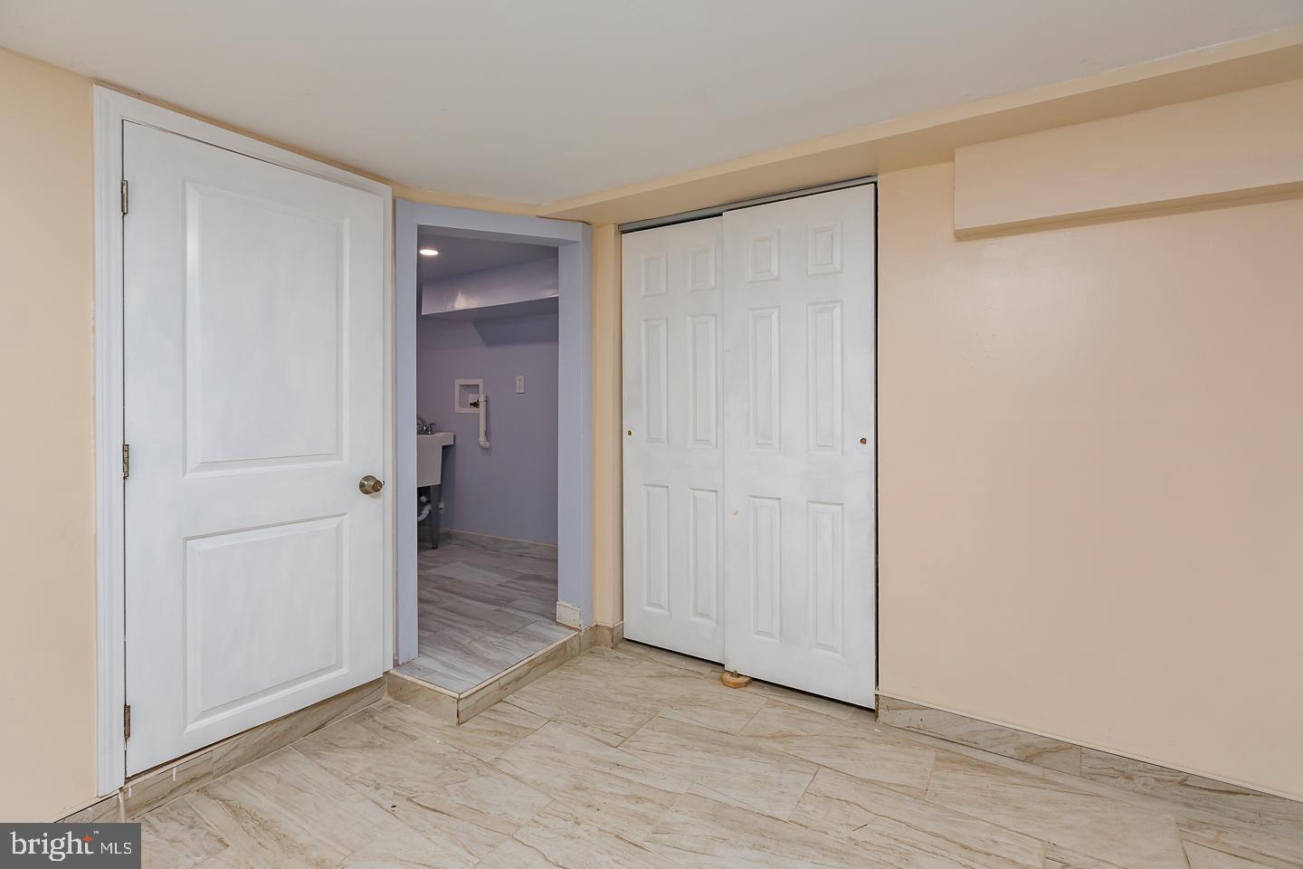 1131 Harding Dr