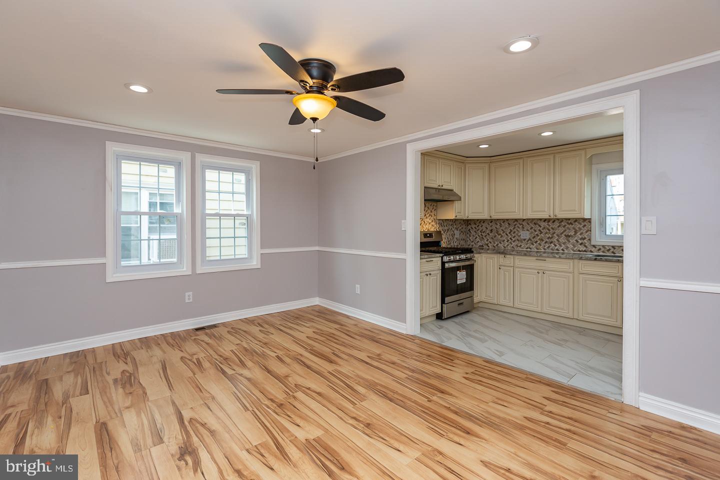 1131 Harding Dr