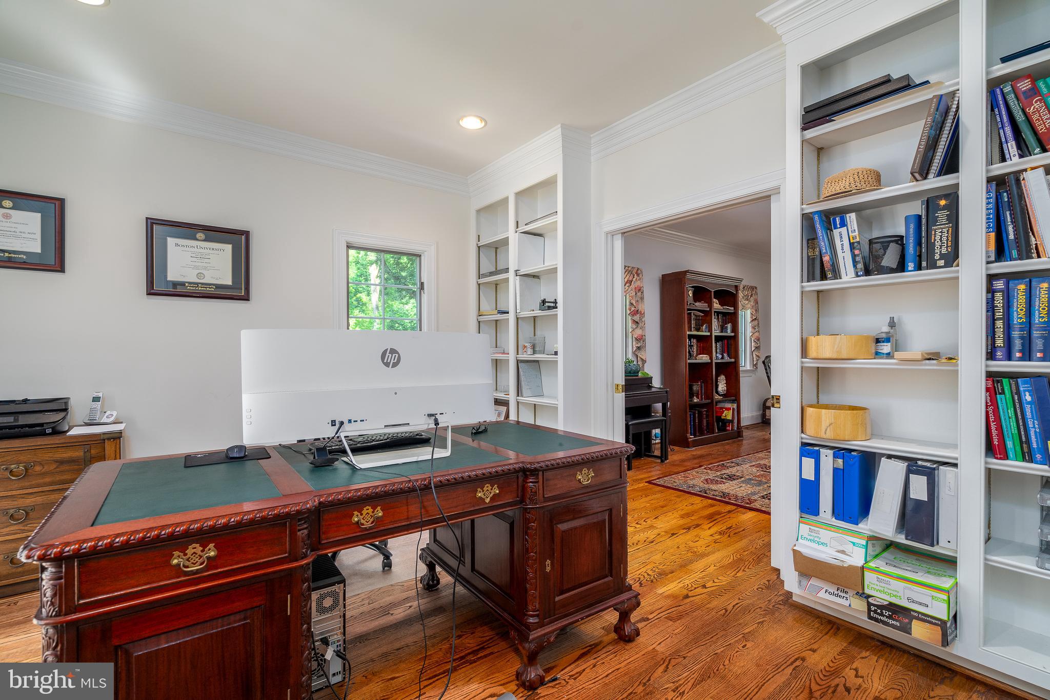 12 Ardmoor Ln