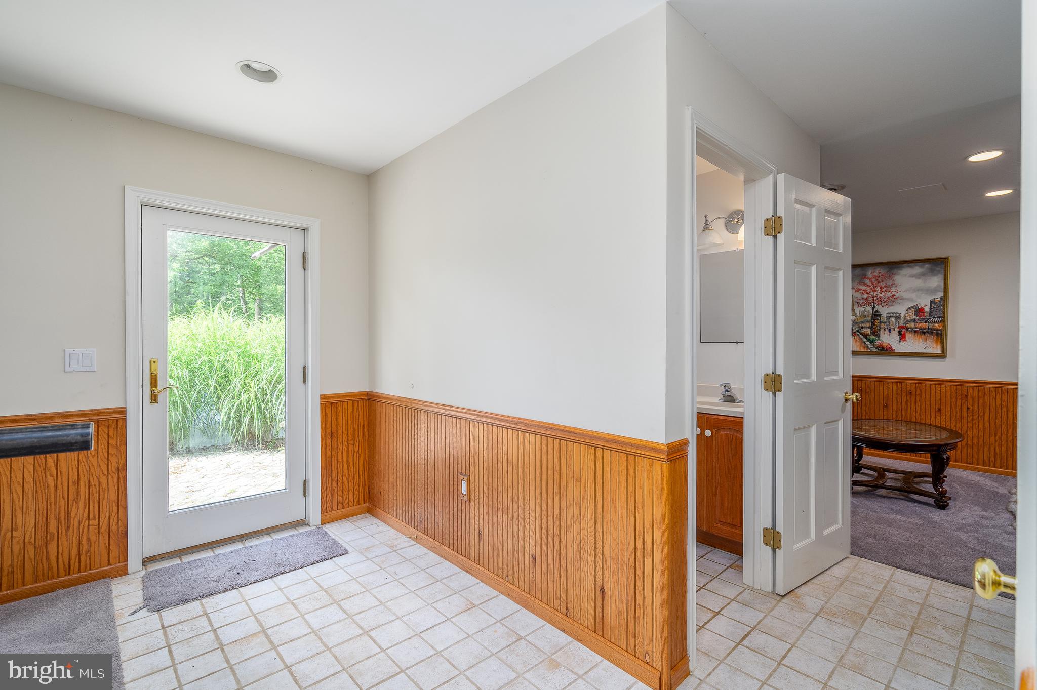 12 Ardmoor Ln