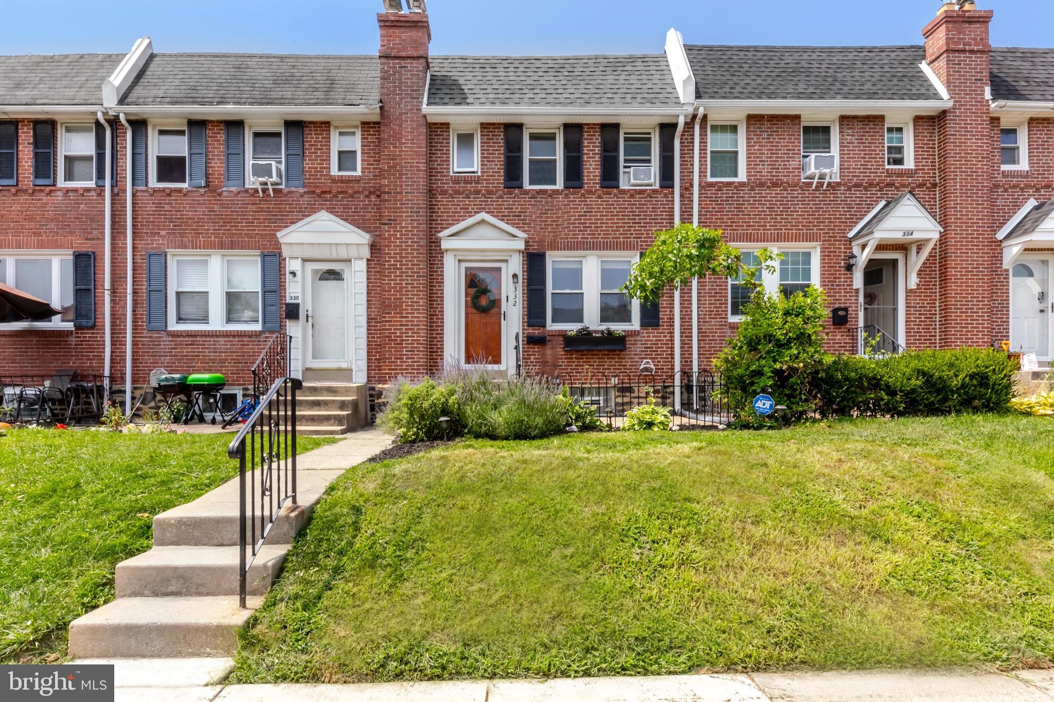 332 Abbey Ter