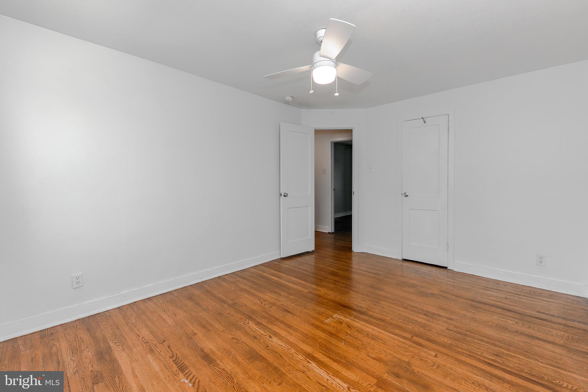 332 Abbey Ter