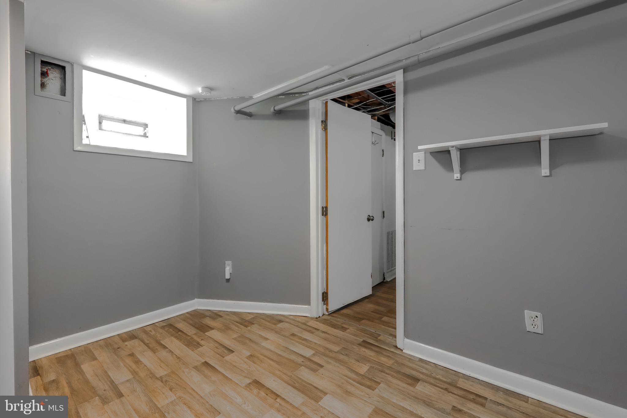 332 Abbey Ter