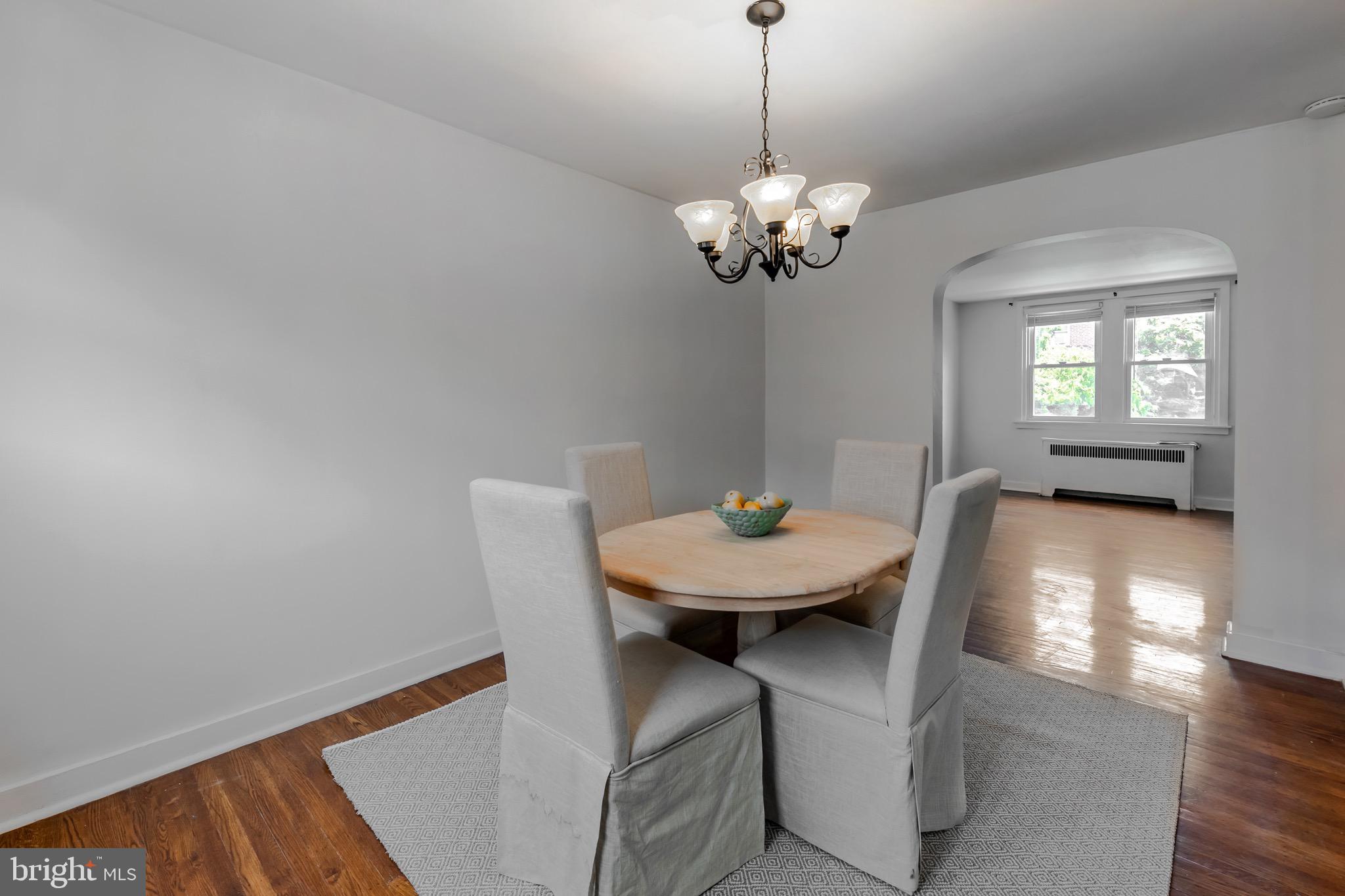 332 Abbey Ter