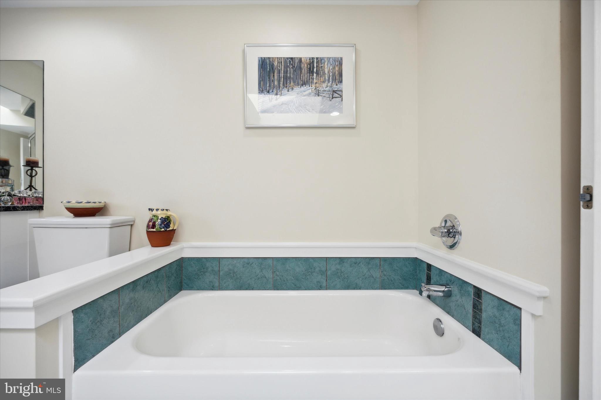 2229 Windsor Cir