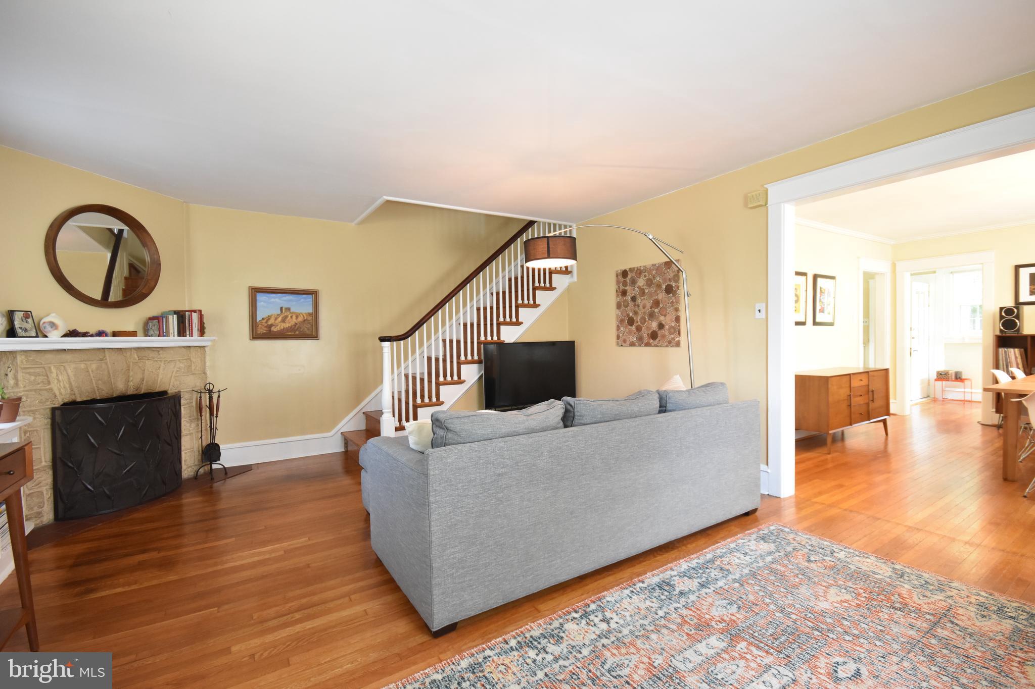 106 Walsh Rd