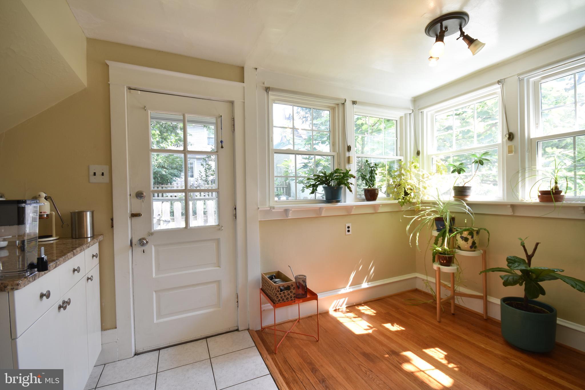106 Walsh Rd