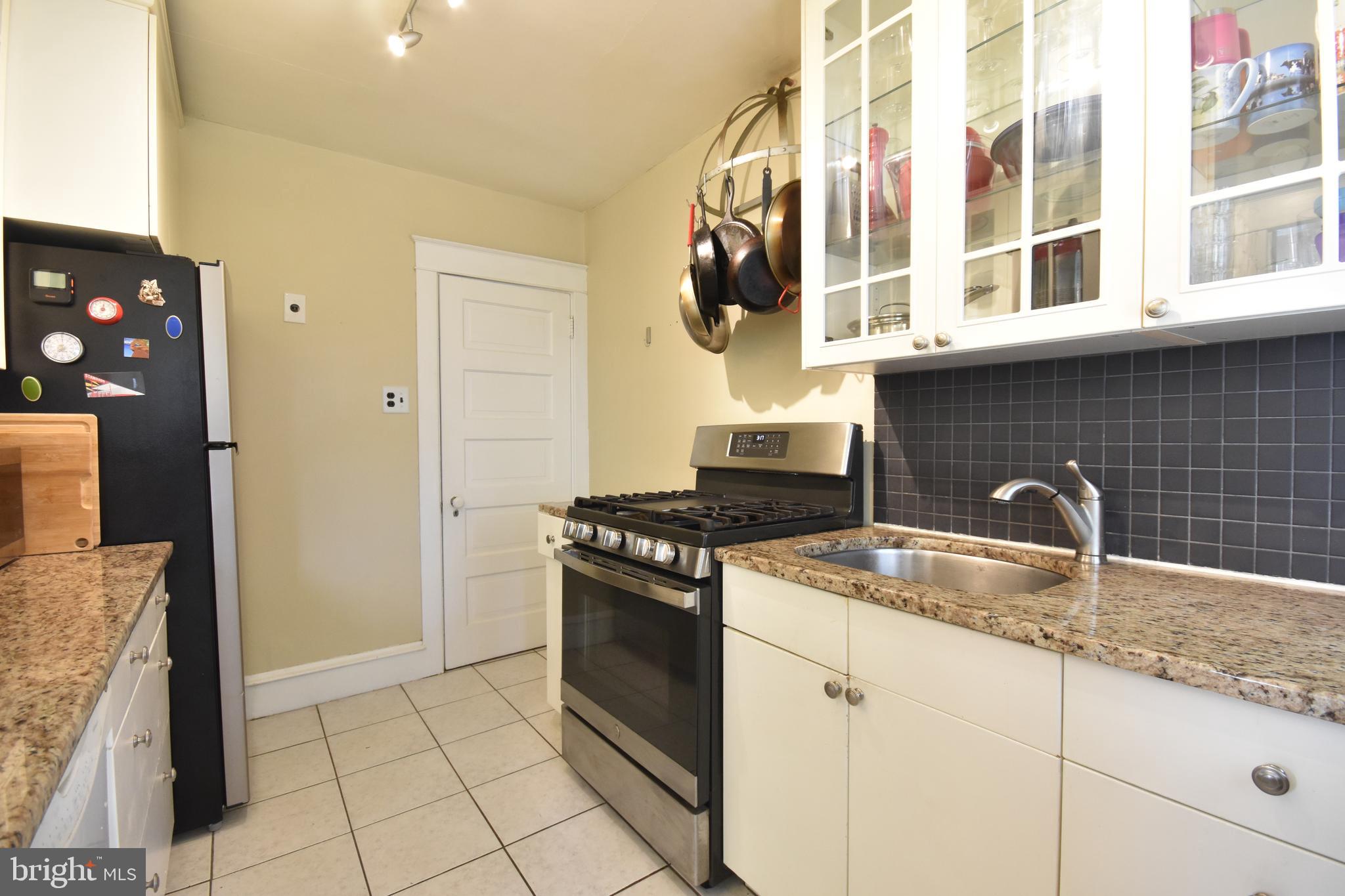 106 Walsh Rd